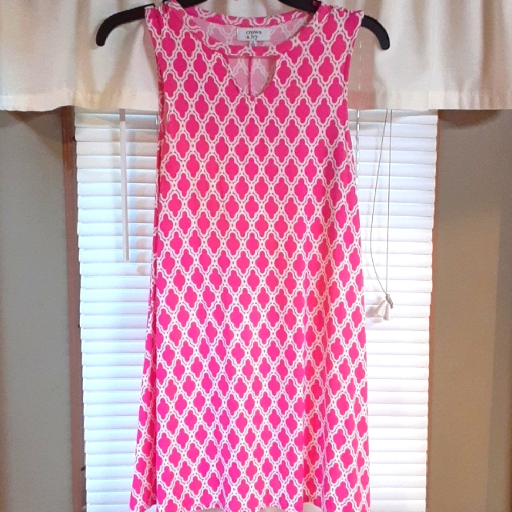 Pink Crown & Ivy Dress, Size M, Knee-length